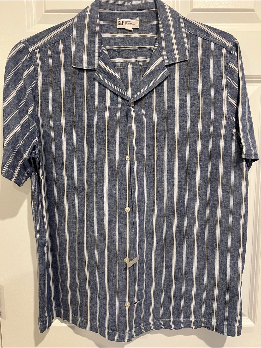 GAP Blue and White Vertical Stripe Short-Sleeve Button-Down - Medium